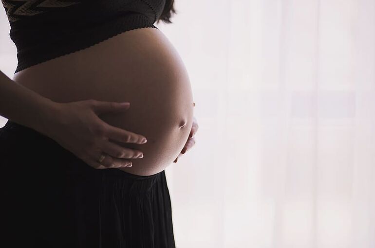 pregnant-mother-body-pregnant-woman