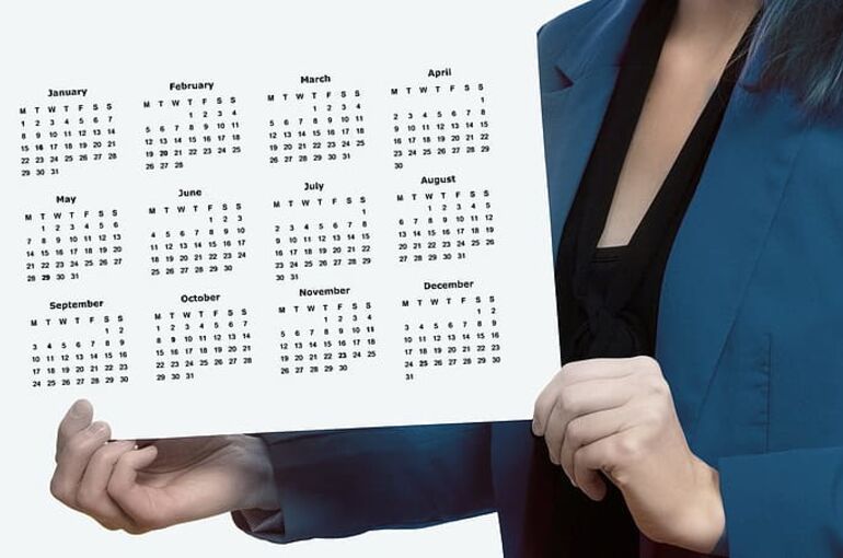 agenda-calendar-woman-businesswoman